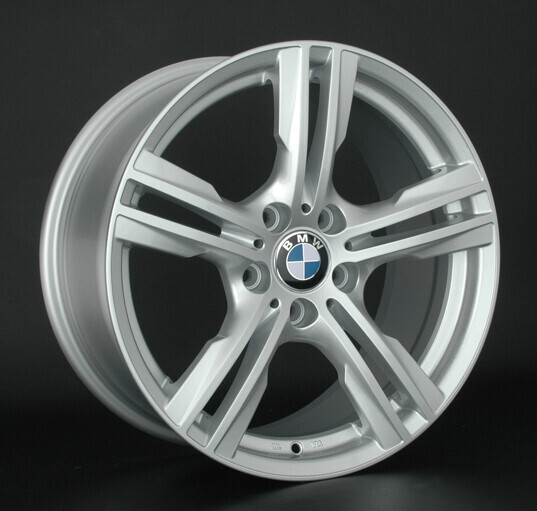 Диск Replica La B172 18x8.50 5x120 ET46 DIA74.10 SILVER Диск Replica La B172 18x8.50 5x120 ET46 DIA74.10 SILVER