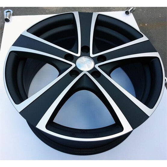 Диск Rr Css 9504 17x7 5x108 ET48 DIA63.30 B-P/M Диск Rr Css 9504 17x7 5x108 ET48 DIA63.30 B-P/M